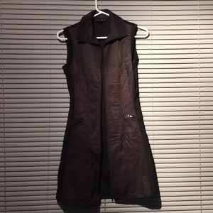Long Sleeveless Jacket